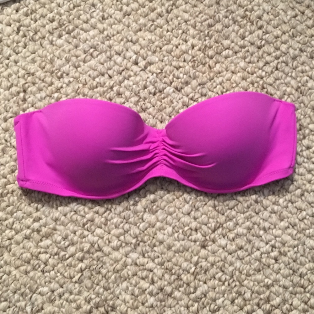 Underwire bandeau bikini top